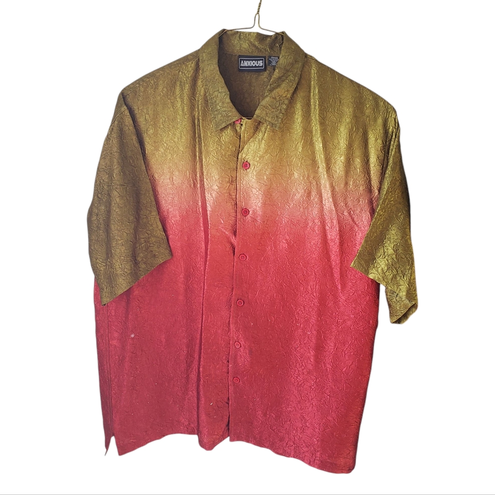 VTG ANXIOUS Red and Green Casual Button Down Short-Sleeve Shirt | Mens Large